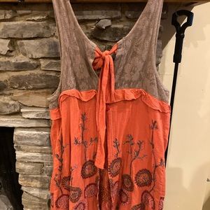 Sleeveless orange snd brown size 4 ( small ) top